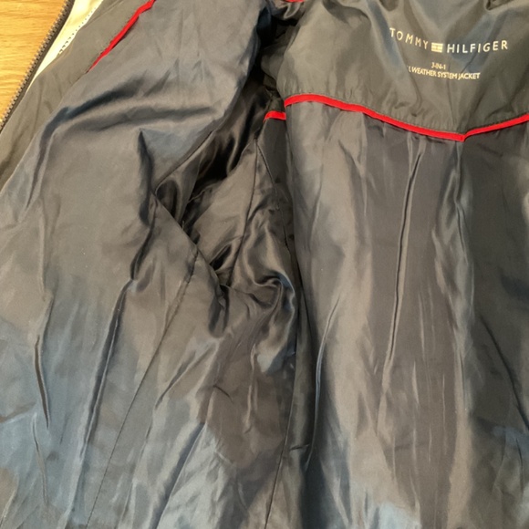 Women’s Tommy Hilfiger 3 in 1 Winter Jacket Size Small - Picture 8 of 16